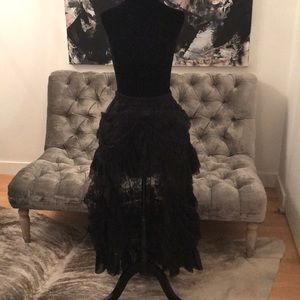 Red Queen’s Black Legion size M lace bustle skirt